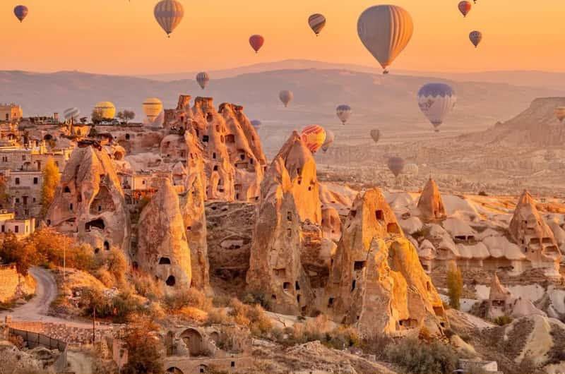 Eker Travel 